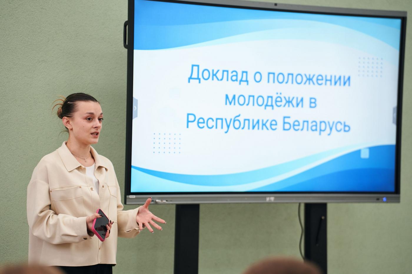 Студенты БНТУ продолжают обсуждать положение молодежи в Беларуси